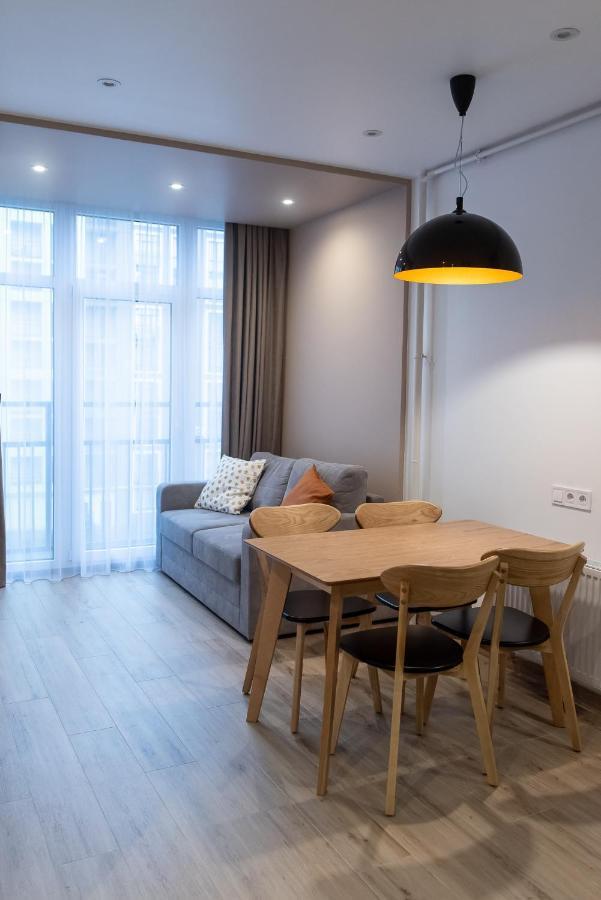 Dream Life Apartment Λβιβ Εξωτερικό φωτογραφία